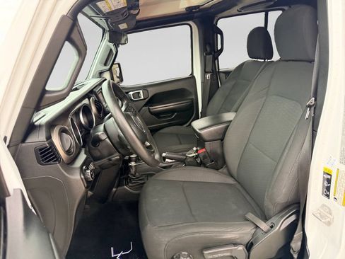 Used 2020 Jeep Gladiator Sport w/ Trailer Tow Package AWD/4WD image 26