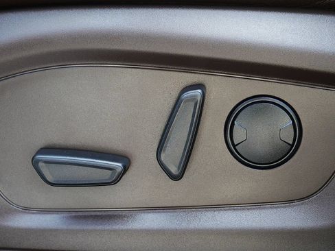 Used 2024 Ford Explorer King Ranch w/ Technology Package AWD/4WD image 14