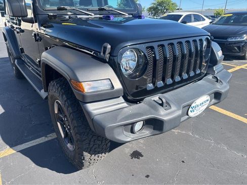 Used 2022 Jeep Wrangler Unlimited Sport AWD/4WD image 5