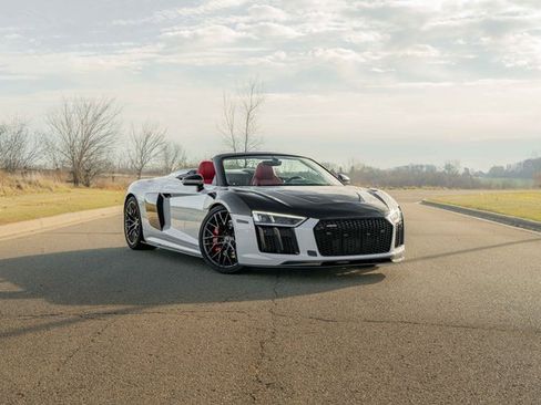 Used 2018 Audi R8 V10 image 30