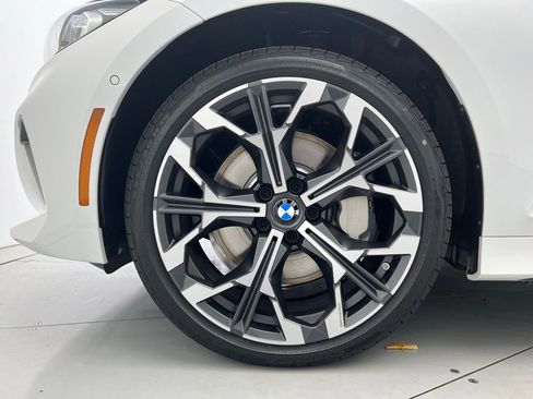 Used 2026 BMW 330i Sedan w/ Premium Package image 23