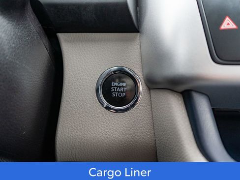 Certified 2019 Toyota Highlander Limited Platinum image 27