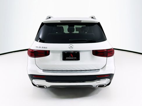 New 2026 Mercedes-Benz GLB 250 image 7