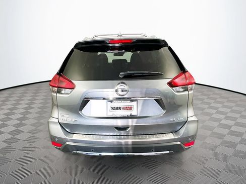 Used 2020 Nissan Rogue SL AWD/4WD image 9