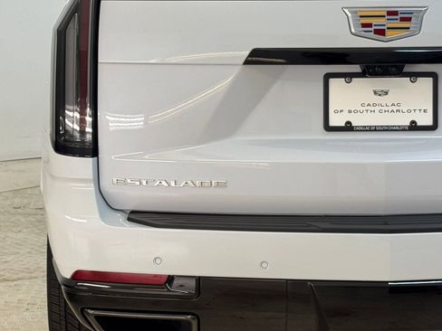 New 2026 Cadillac Escalade Sport w/ Touring Package image 13