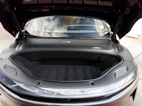 Used 2023 Lucid Air Touring AWD/4WD image 36
