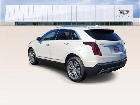 Used 2026 Cadillac XT5 Premium Luxury w/ Driver Assist Package FWD image 6