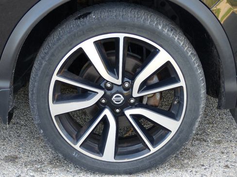 Used 2018 Nissan Rogue Sport SL w/ SL Premium Package AWD/4WD image 16