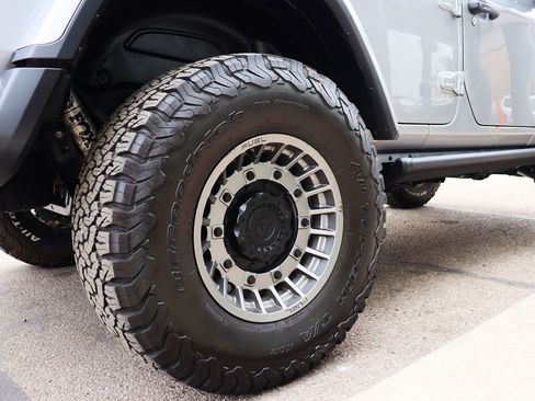 Used 2021 Jeep Wrangler Unlimited Rubicon image 15