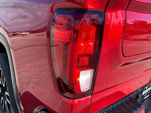 Used 2022 GMC Sierra 1500 Elevation RWD image 28