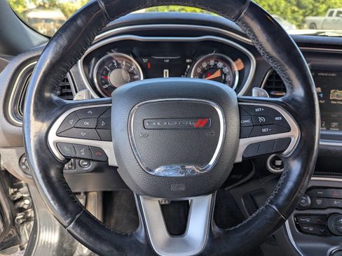 Used 2016 Dodge Challenger SXT Plus image 23