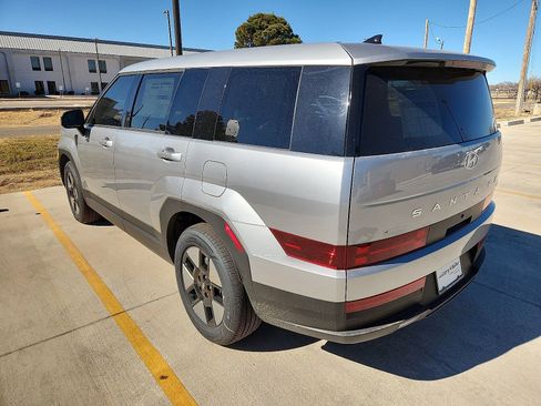 New 2026 Hyundai Santa Fe SE image 2