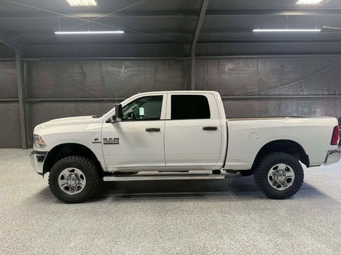 Used 2016 RAM 2500 Tradesman w/ Chrome Appearance Group image 6