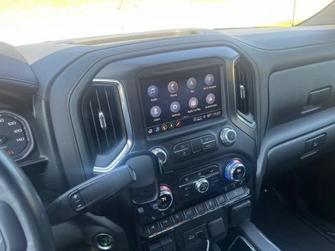 Used 2021 GMC Sierra 1500 AT4 w/ AT4 Premium Package AWD/4WD image 14