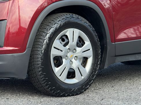 Used 2016 Chevrolet Trax LS image 14