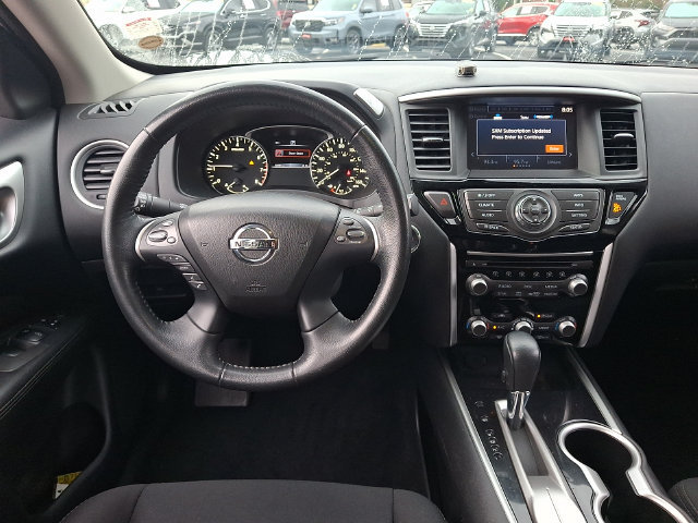Used 2018 Nissan Pathfinder SV FWD image 11