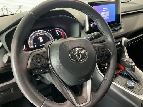 Used 2024 Toyota RAV4 Adventure image 13