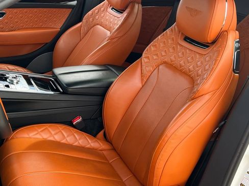 Used 2021 Bentley Continental GT image 19