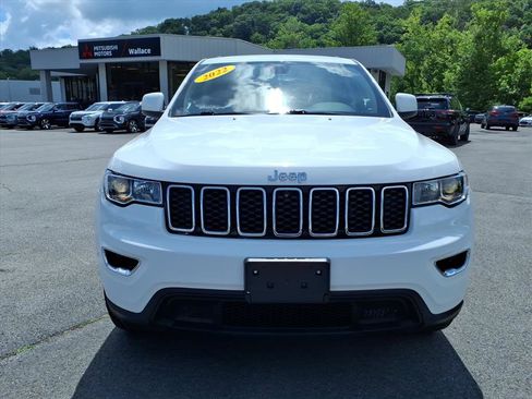 Used 2022 Jeep Grand Cherokee Laredo E w/ Security & Convenience Group AWD/4WD image 13