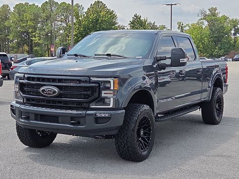 Used 2021 Ford F250 Lariat AWD/4WD image 2