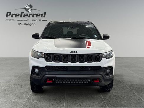 New 2026 Jeep Compass Trailhawk AWD/4WD image 11