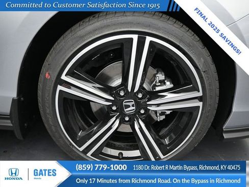 New 2025 Honda Accord Sport image 28