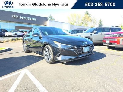 Used 2023 Hyundai Elantra Limited w/ Cargo Package