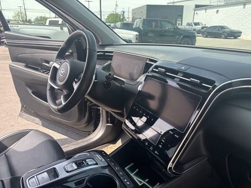 Used 2024 Hyundai Tucson Limited AWD/4WD image 33