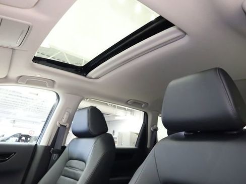Used 2025 Honda CR-V EX-L image 27