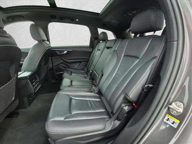 Used 2025 Audi Q7 3.0T Premium Plus AWD/4WD image 22