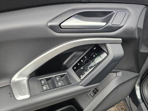 New 2026 Audi Q5 Premium AWD/4WD image 10