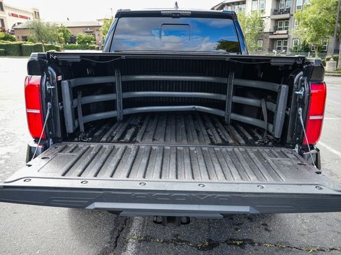 Used 2025 Toyota Tacoma TRD Pro AWD/4WD image 27