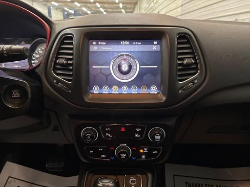 Used 2021 Jeep Compass Trailhawk image 18