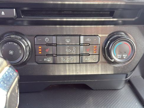 Used 2016 Ford F150 XLT w/ Equipment Group 302A Luxury AWD/4WD image 21