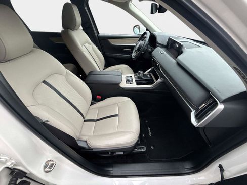 Used 2024 MAZDA CX-90 Plug-In Hybrid w/ Premium Pkg image 28