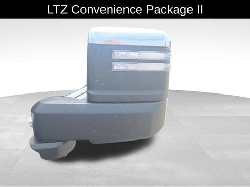 Used 2021 Chevrolet Silverado 1500 LTZ w/ Technology Package AWD/4WD image 12