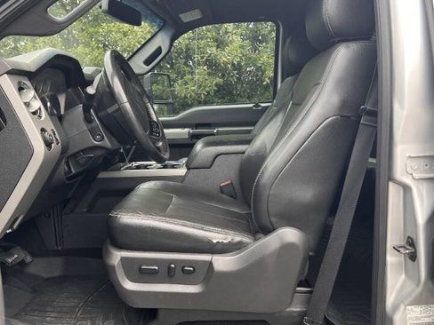 Used 2016 Ford F250 Lariat w/ Lariat Interior Package AWD/4WD image 13