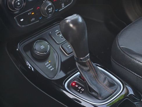 Used 2019 Jeep Compass Limited image 22