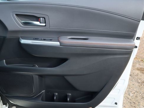 Used 2022 Toyota Sienna XSE image 25