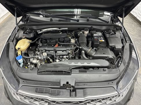 Used 2022 Kia K5 GT-Line AWD/4WD image 6