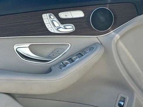Used 2022 Mercedes-Benz GLC 300 image 20