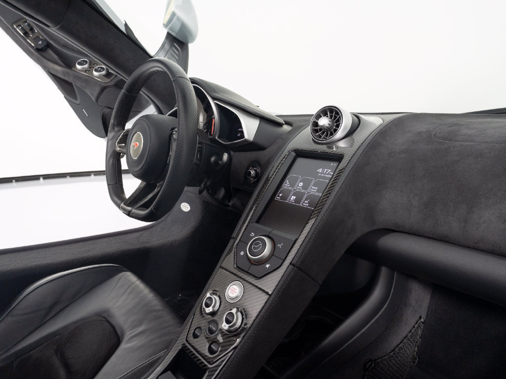 Used 2013 McLaren MP4-12C Spider RWD image 27