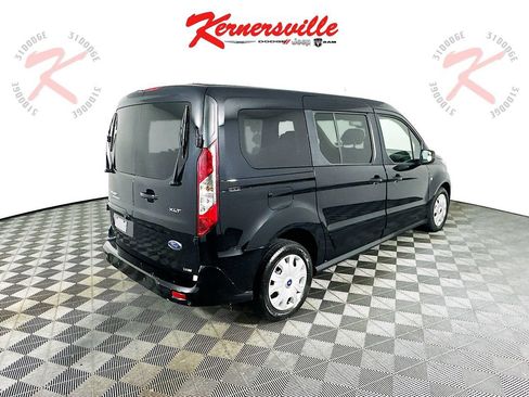 Used 2022 Ford Transit Connect XLT FWD image 7