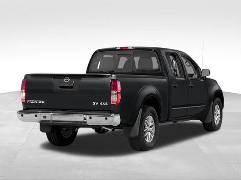 Used 2017 Nissan Frontier SV w/ SV Value Truck Package RWD image 5