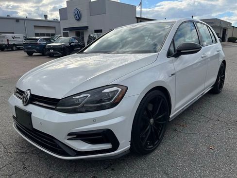 Used 2019 Volkswagen Golf R 4-Door image 2
