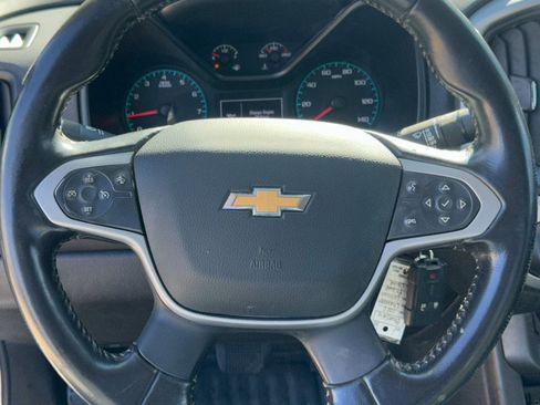 Used 2022 Chevrolet Colorado LT w/ Fleet Safety Package image 14