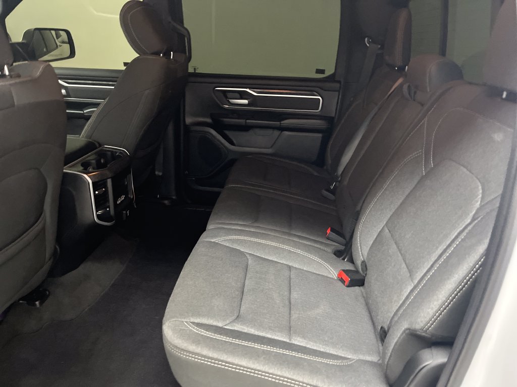 Used 2020 RAM 1500 Big Horn AWD/4WD image 13