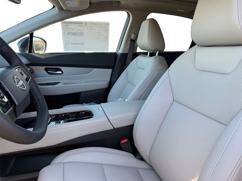 New 2026 Nissan Murano SL image 9