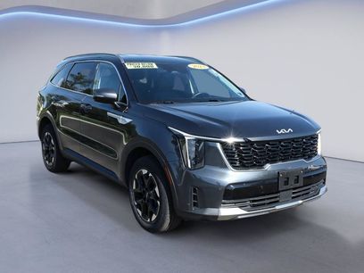 Used 2024 Kia Sorento S