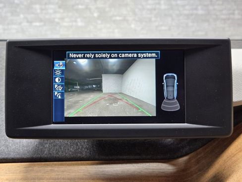 Used 2018 BMW i3 94Ah w/Range Extender image 25